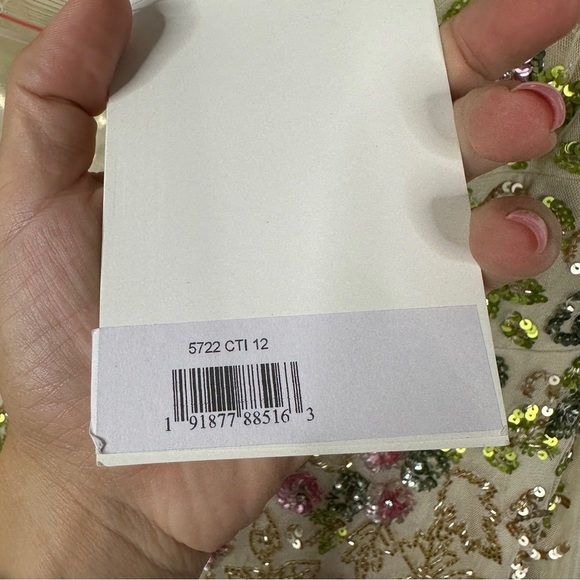 NWT Mac Duggal Floral Embellished Flutter Cap Sleeve Dress Sz 12 - Picture 6 of 9